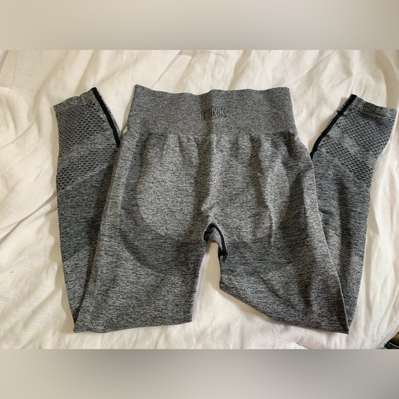 PINK Seamless Contour Leggings (size m) - Picture 2 of 4